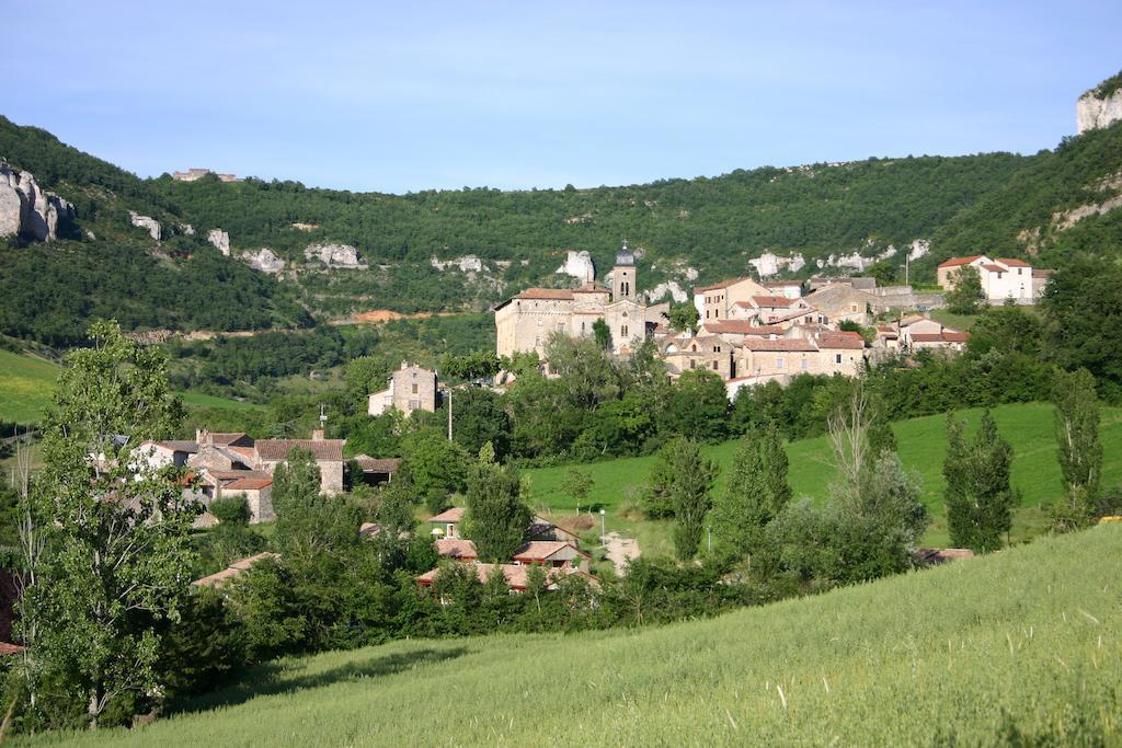 Causses & Vallees Vacances Hotel Saint-Georges-de-Luzençon Zewnętrze zdjęcie